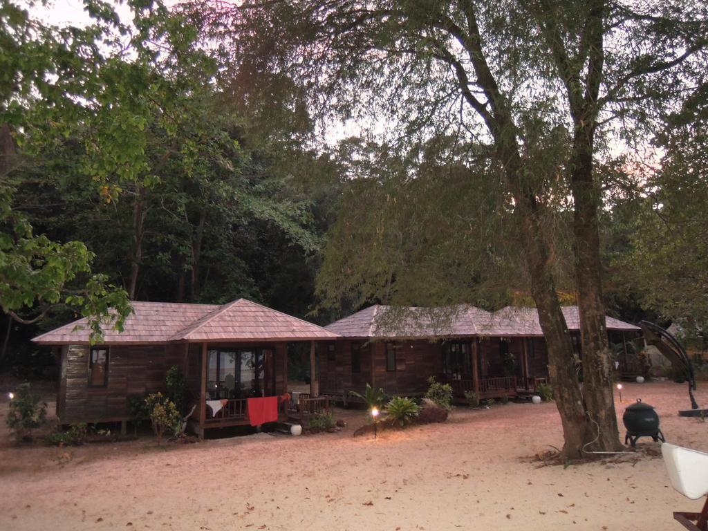 Coral Garden Resort Koh Kradan Buitenkant foto